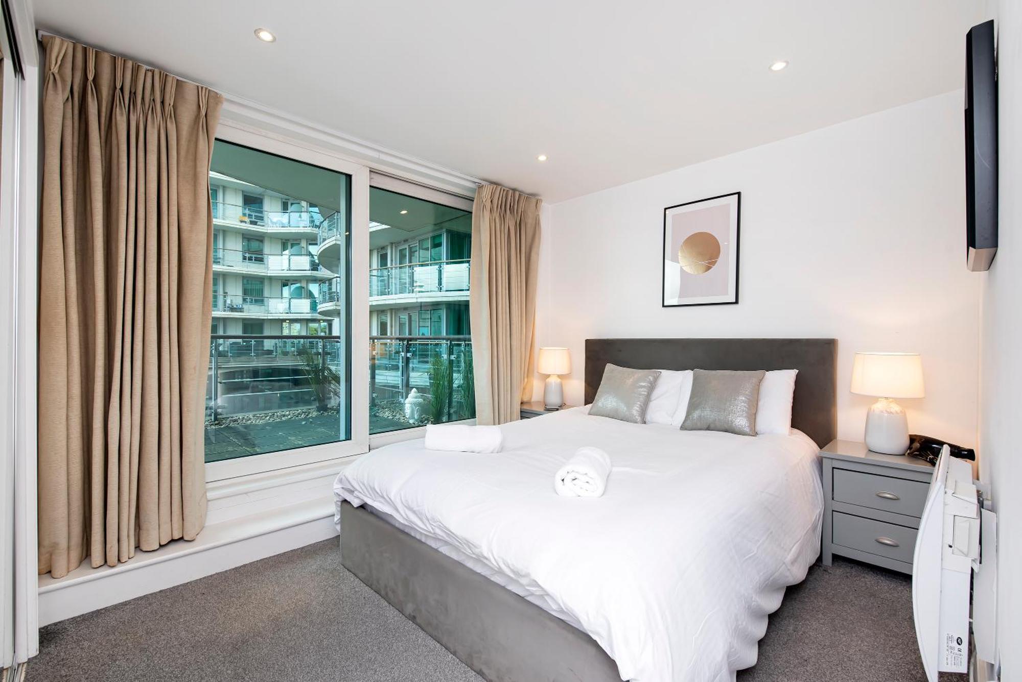 Central 2 Bed With Large Terrace London Exterior photo