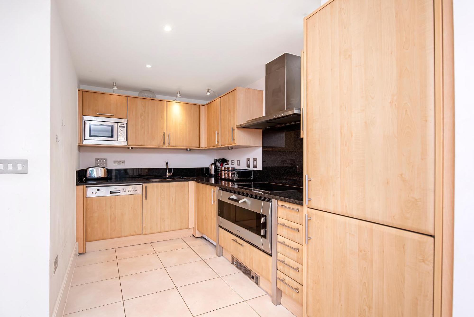 Central 2 Bed With Large Terrace London Exterior photo