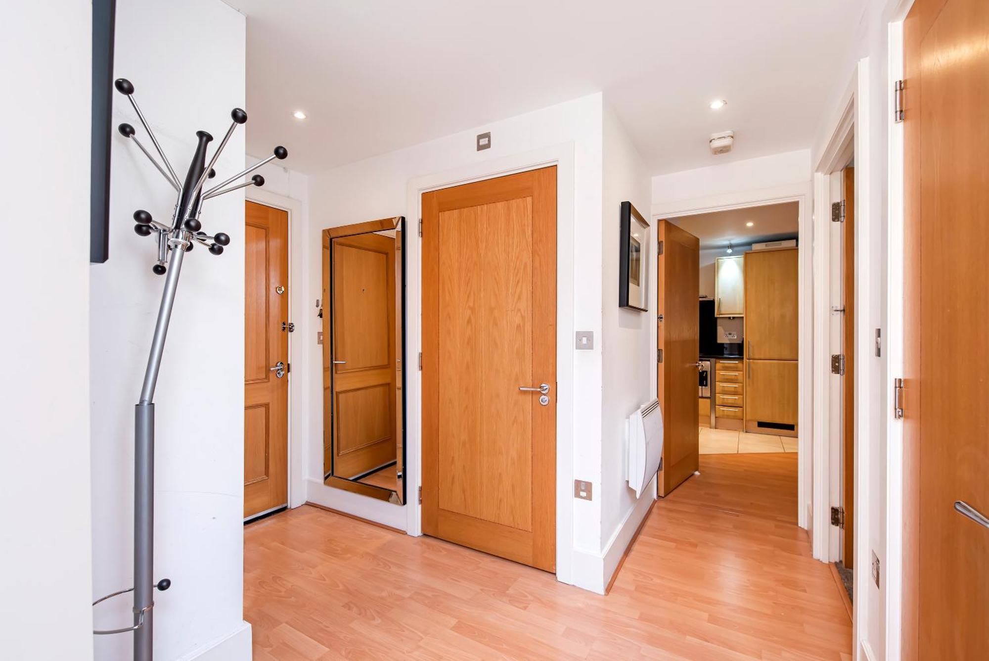 Central 2 Bed With Large Terrace London Exterior photo